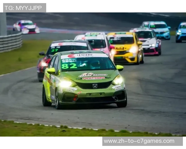 年度征程荣耀收官 广州星火Spark Racing车队圆满完成2025 CTCC赛季终章 年度征程荣耀收官 广州星火Spark Racing车队圆满完成2025 CTCC赛季终章